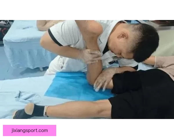 乌度卡透露范弗利特仍未恢复训练复出仍遥遥无期